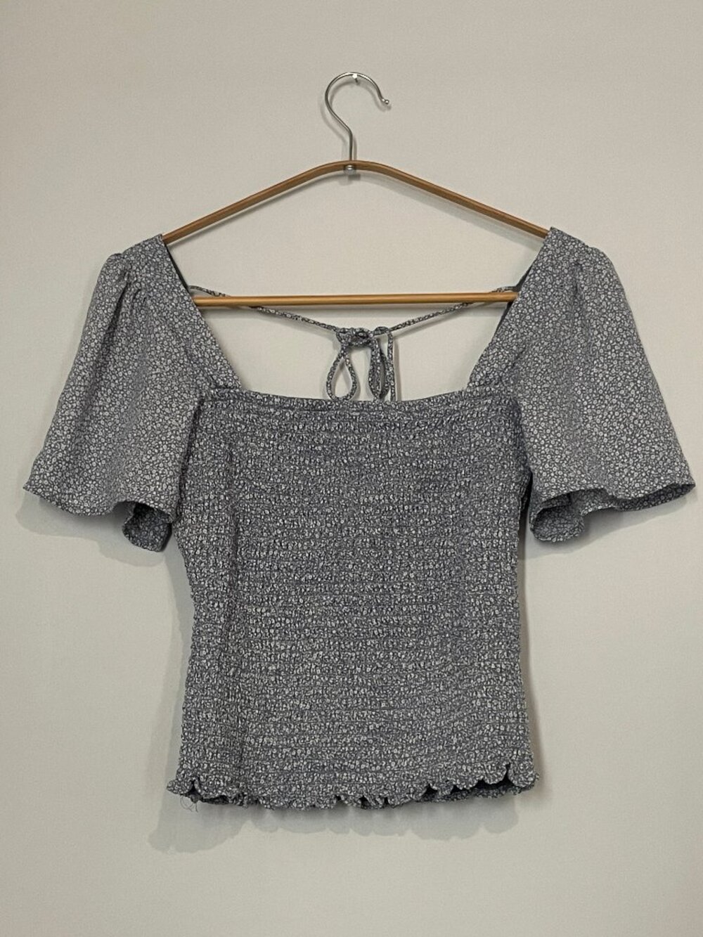 Abercrombie & Fitch Smocked Flutter Sleeve Top - Blue Ditsy Floral, S